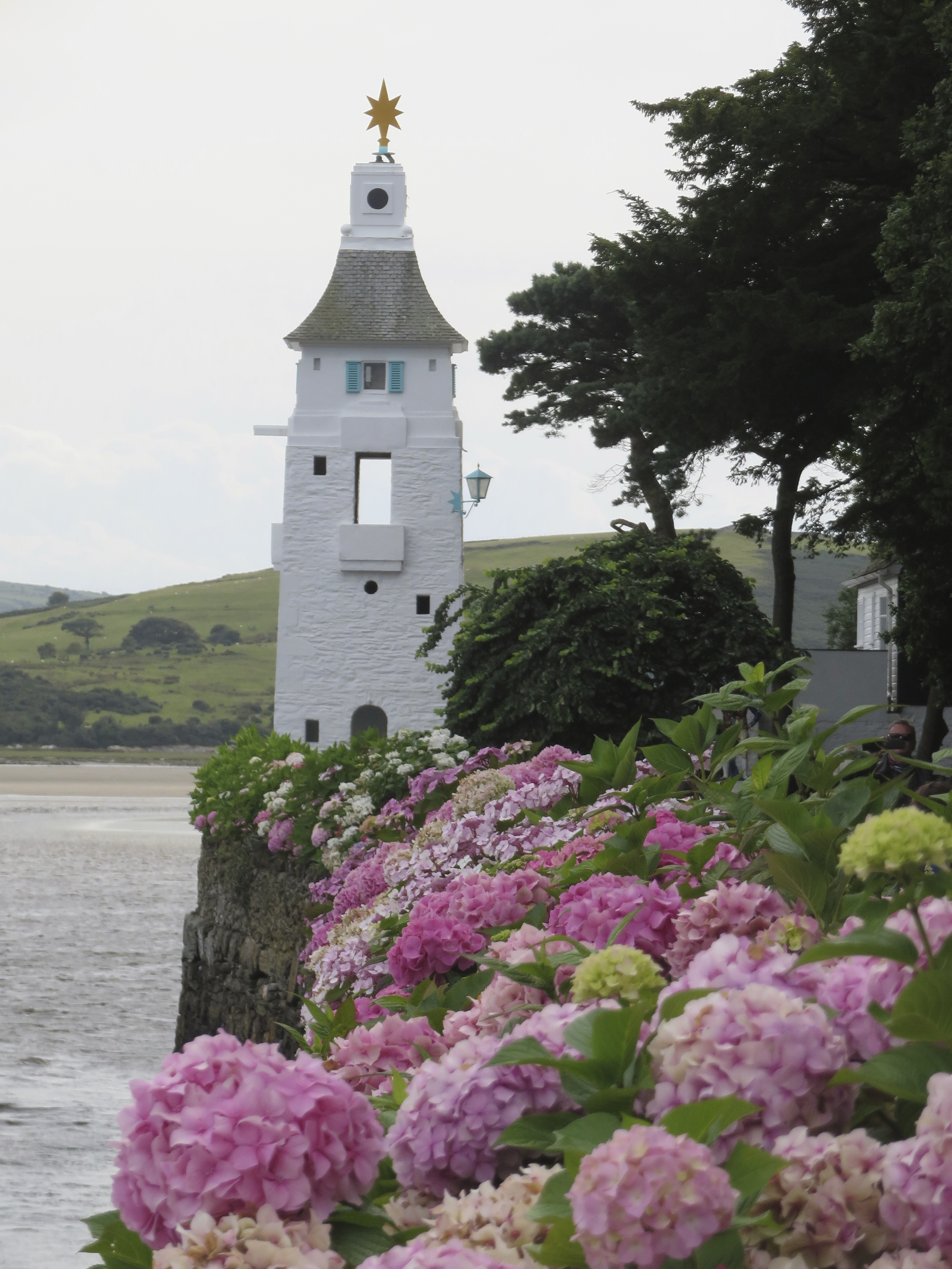 There is no light in the Portmeirion lighthouse